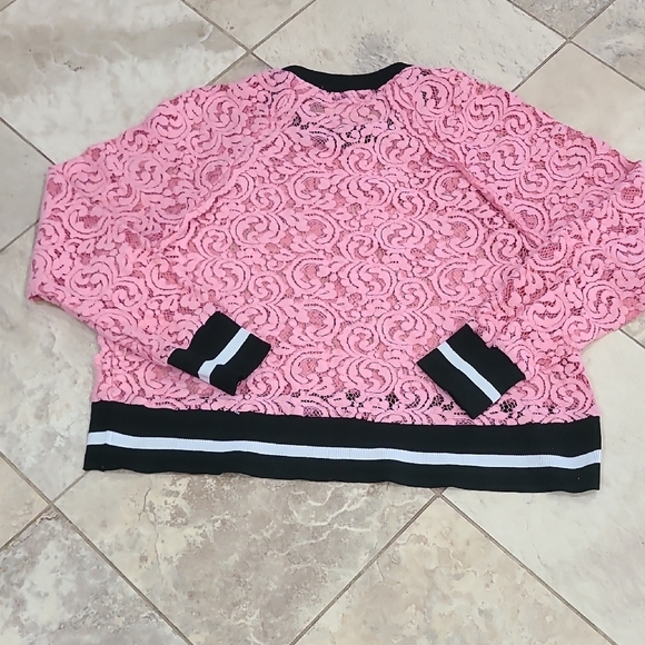 Zara Pink Lace Sweater with Black Trim - Picture 7 of 7